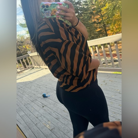 Worthington • Black and Brown Zebra Print Button Down Blouse - Picture 5 of 9